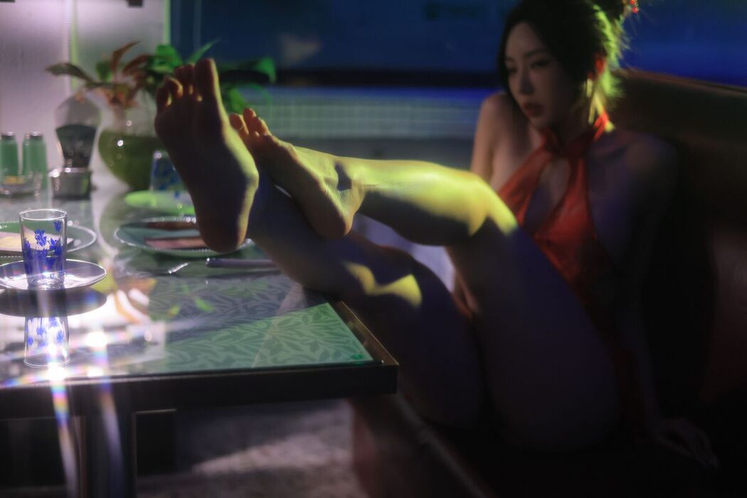 Dongeuran 동그란 – Hong Kong Part03 (52P)