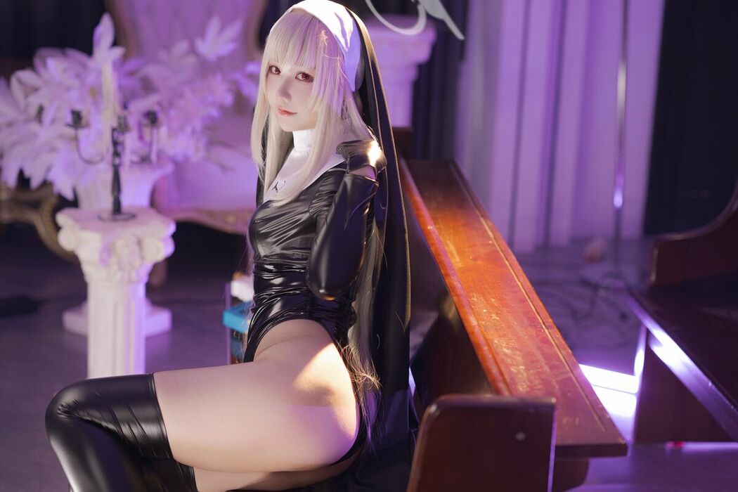 Coser@lunananya – 碧蓝档案 歌住樱子 (72P)