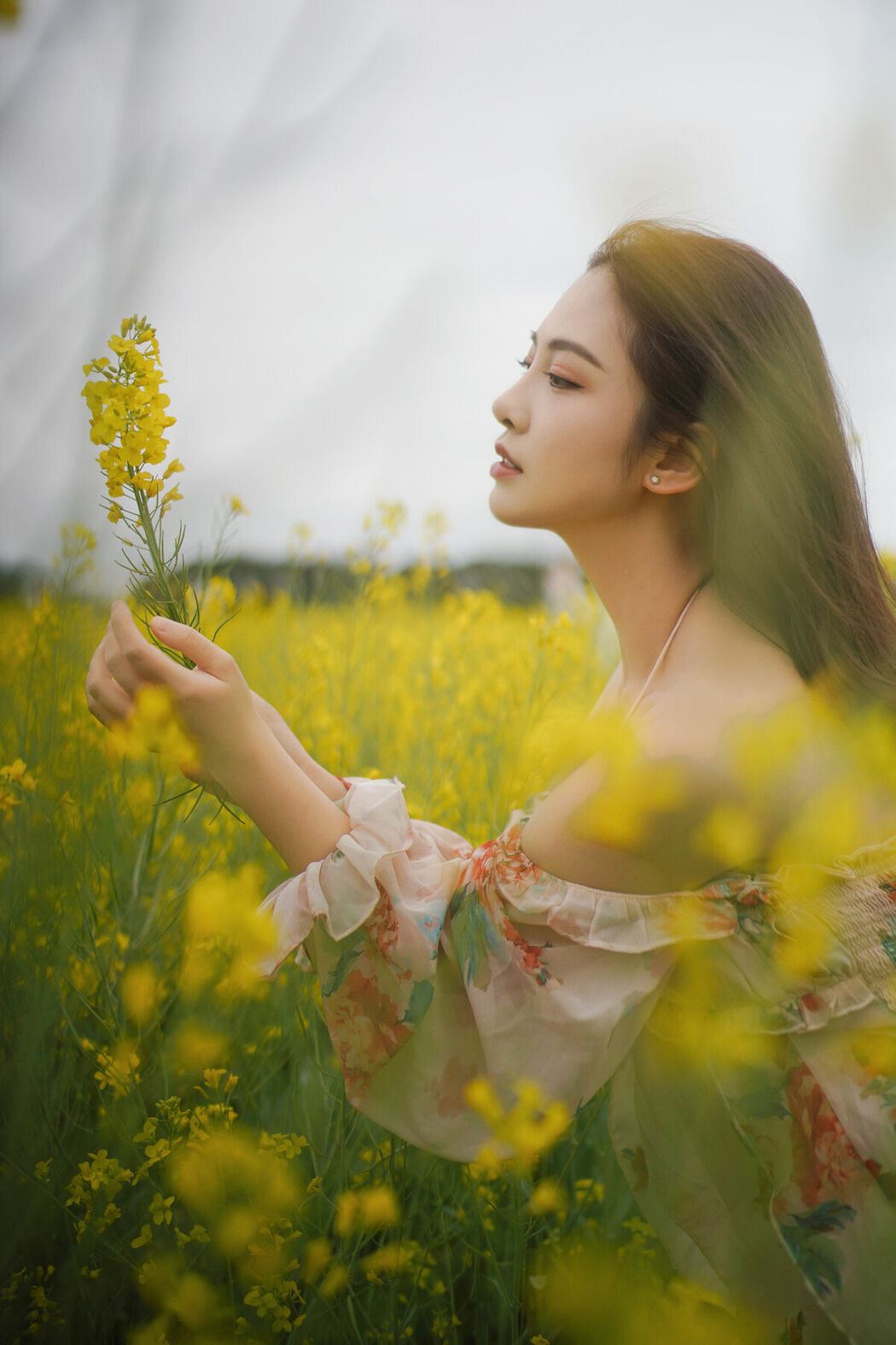 YiTuYu艺图语 Vol.8672 Ying Er YY (52P)