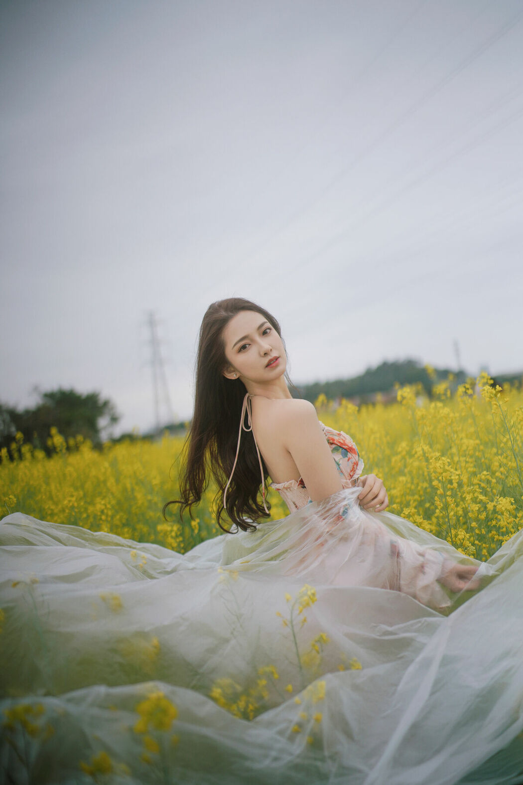 YiTuYu艺图语 Vol.8672 Ying Er YY (52P)