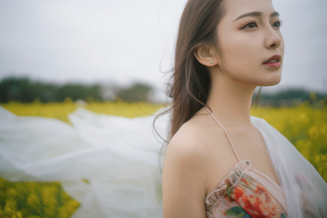 YiTuYu艺图语 Vol.8672 Ying Er YY (52P)