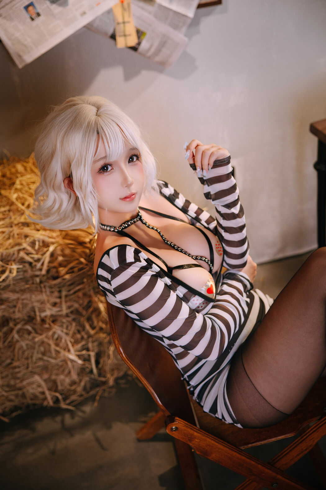 Coser@日奈娇 – 审讯室 Part01 (69P – 3V)