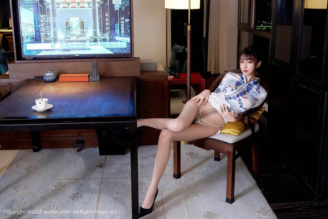 XiuRen秀人网 No.10741 Yue Er Yue Er (76P)