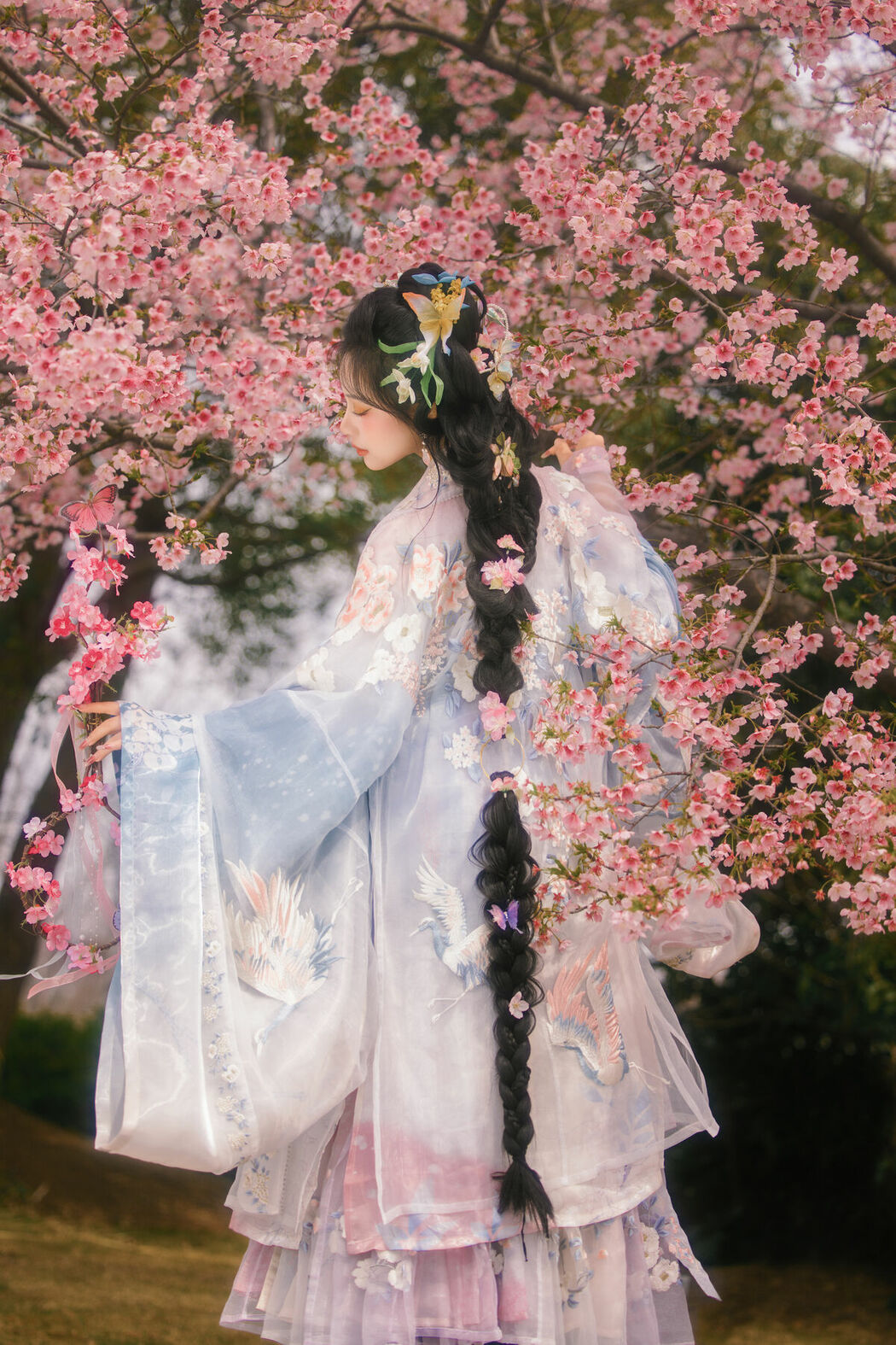 YiTuYu艺图语 Vol.8666 Xian Lu (19P)