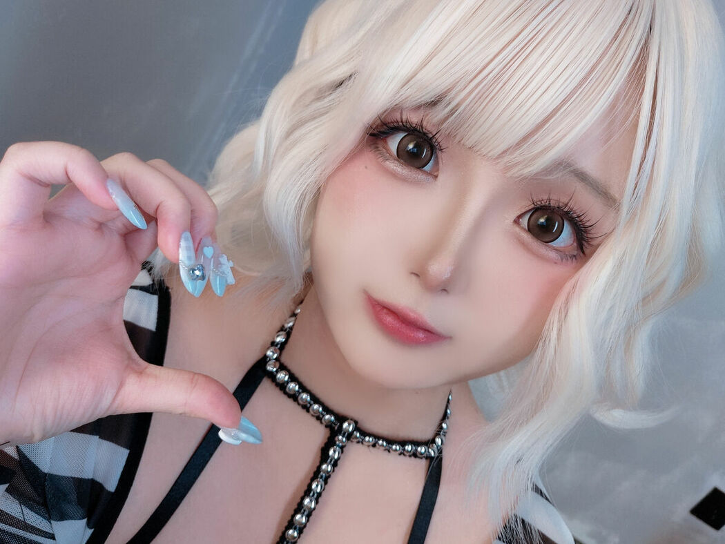 Coser@日奈娇 – 审讯室 Part01 (69P – 3V)