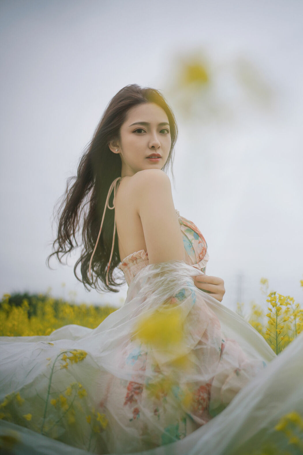 YiTuYu艺图语 Vol.8672 Ying Er YY (52P)