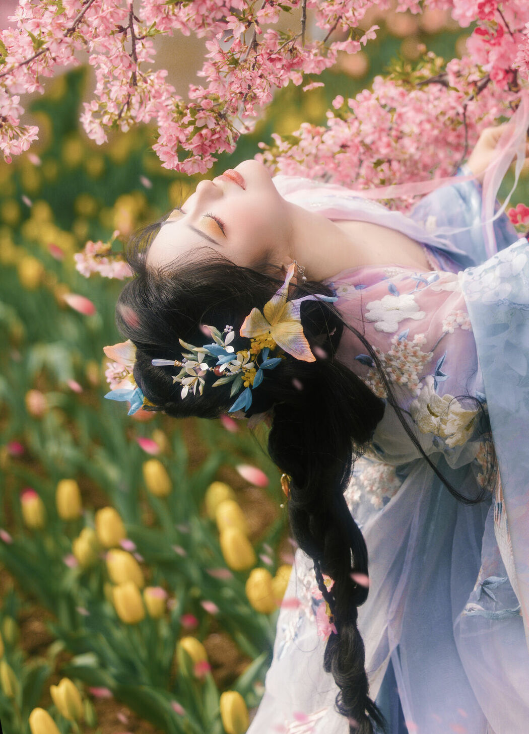 YiTuYu艺图语 Vol.8666 Xian Lu (19P)