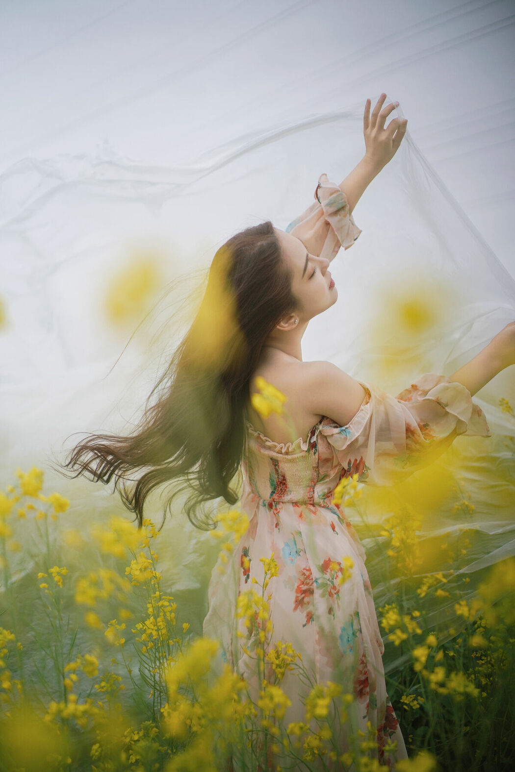 YiTuYu艺图语 Vol.8672 Ying Er YY (52P)