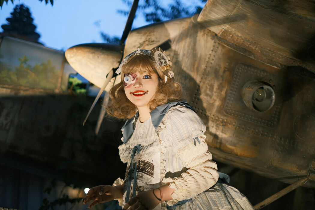 YiTuYu艺图语 Vol.8667 Pi Pi (21P)