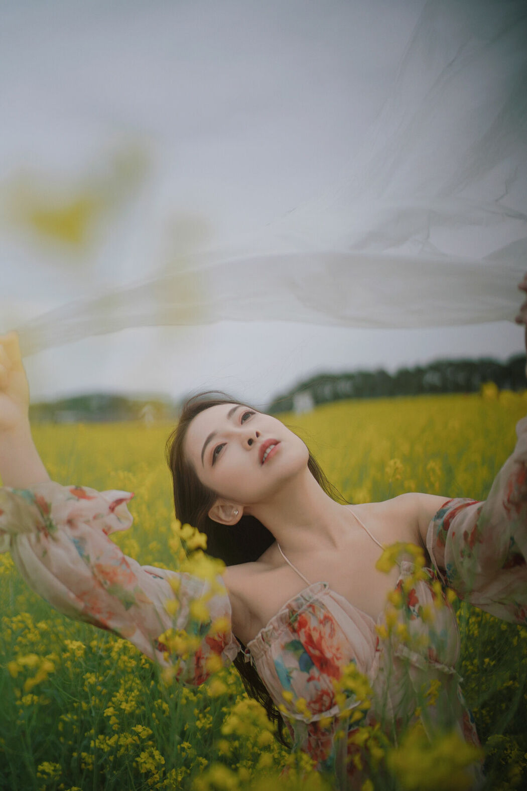 YiTuYu艺图语 Vol.8672 Ying Er YY (52P)