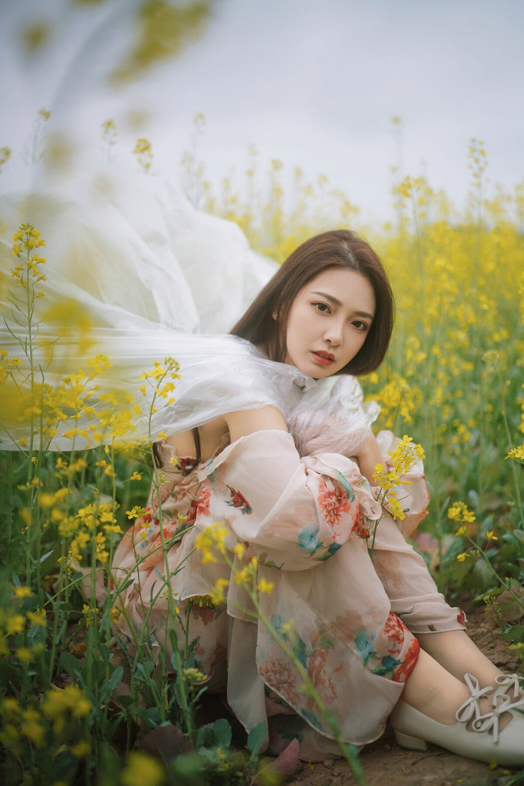 YiTuYu艺图语 Vol.8672 Ying Er YY (52P)