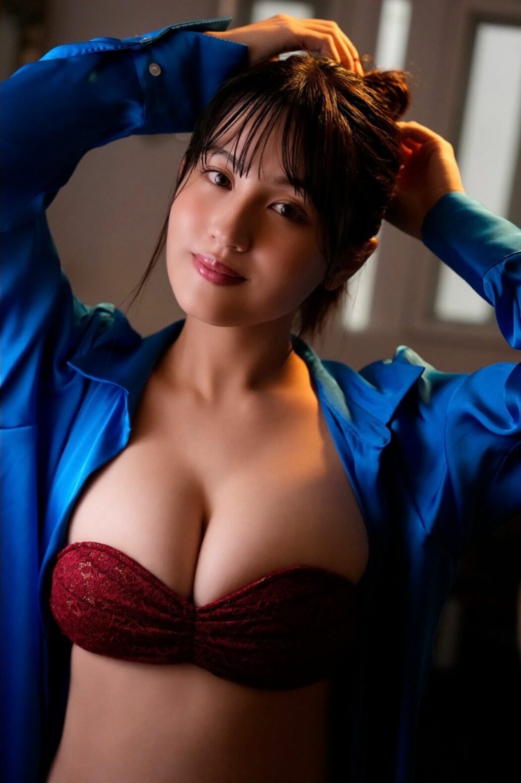 JP Fuka Hanasaki 花咲楓香 – FLASHデジタル写真集 ルーキーはHカップ (70P)