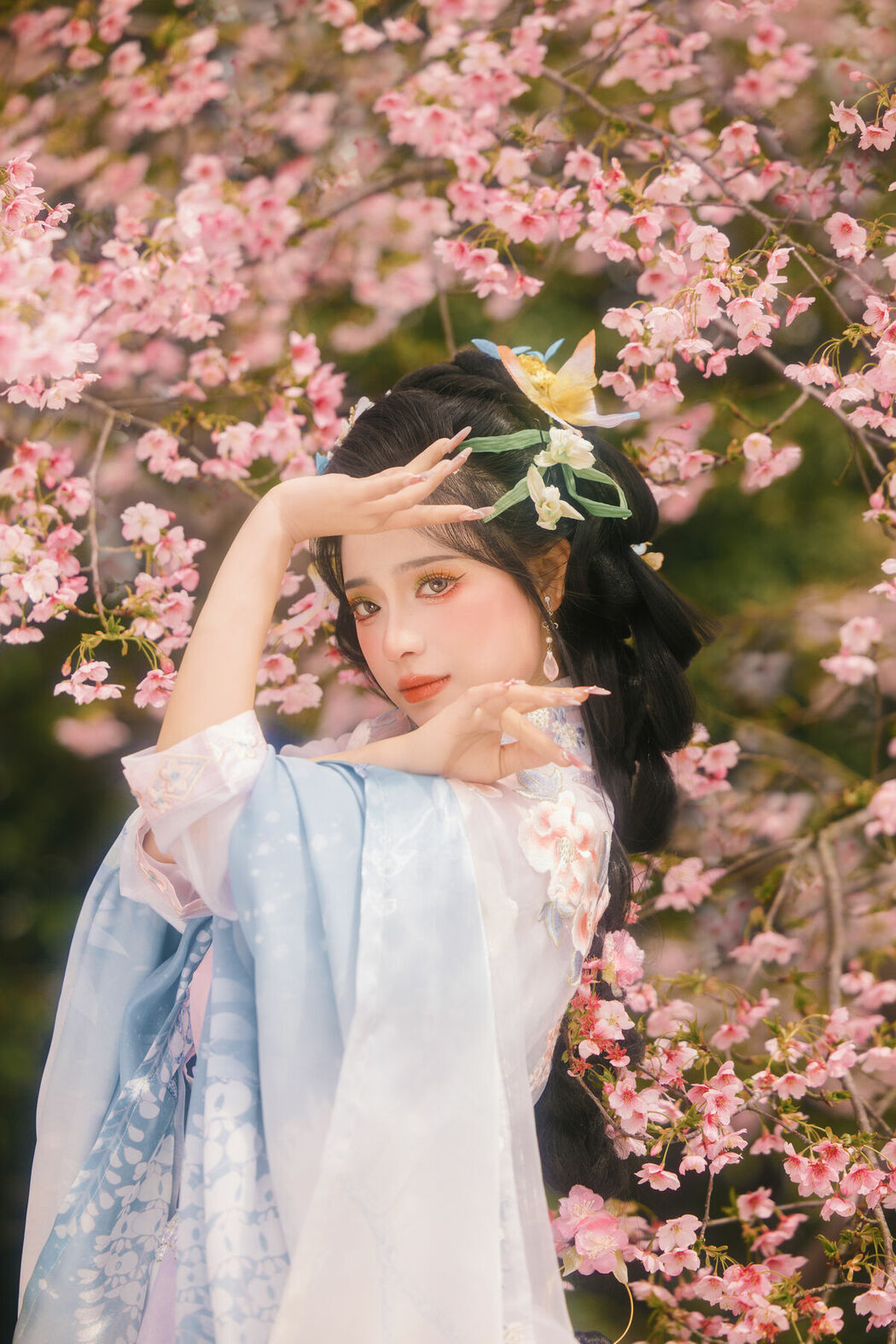 YiTuYu艺图语 Vol.8666 Xian Lu (19P)