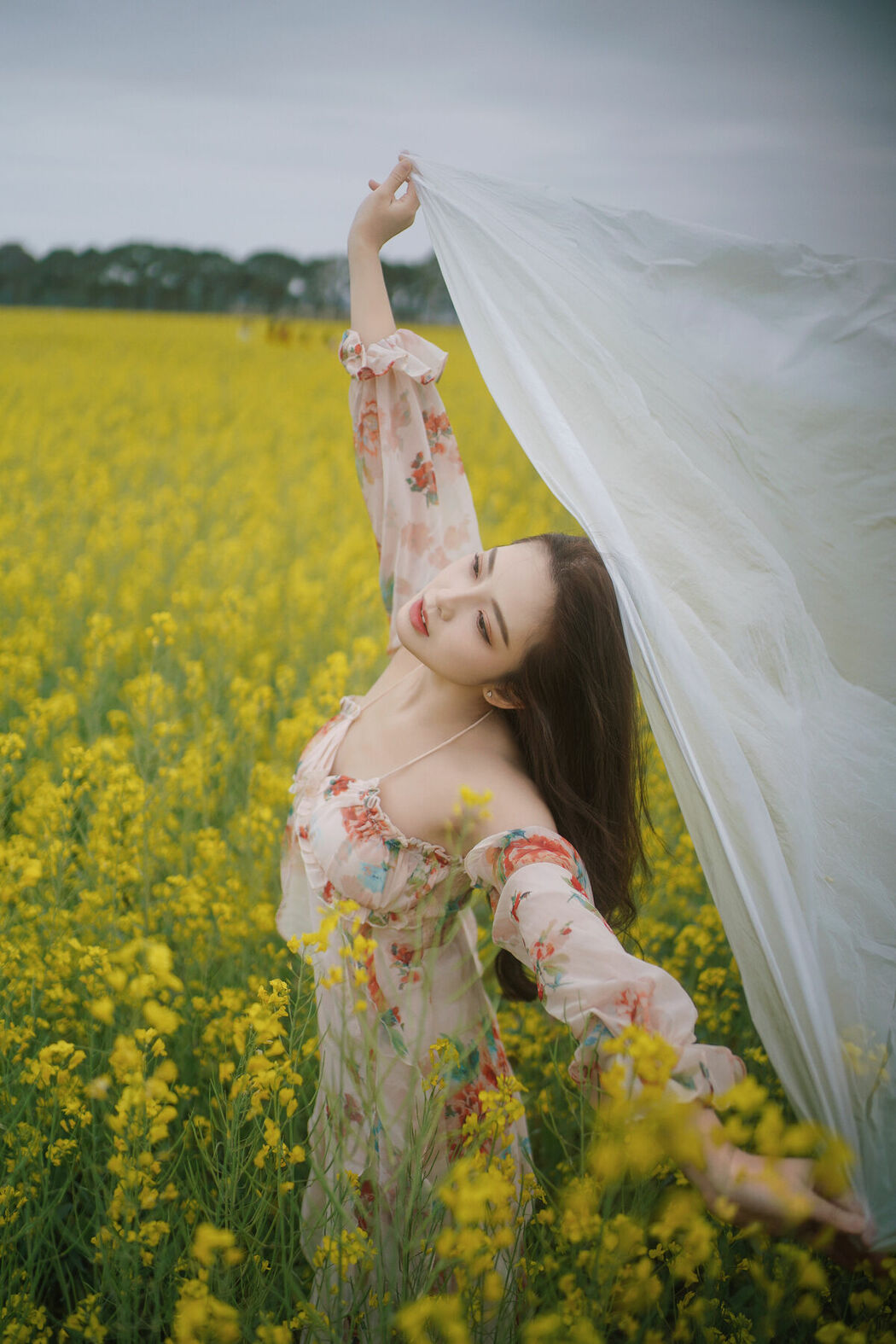 YiTuYu艺图语 Vol.8672 Ying Er YY (52P)