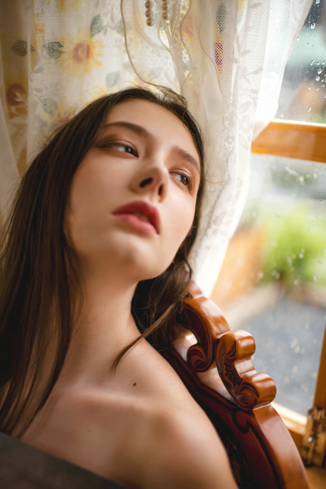 YiTuYu艺图语 Vol.8688 She Mi Tuo Wa (18P)