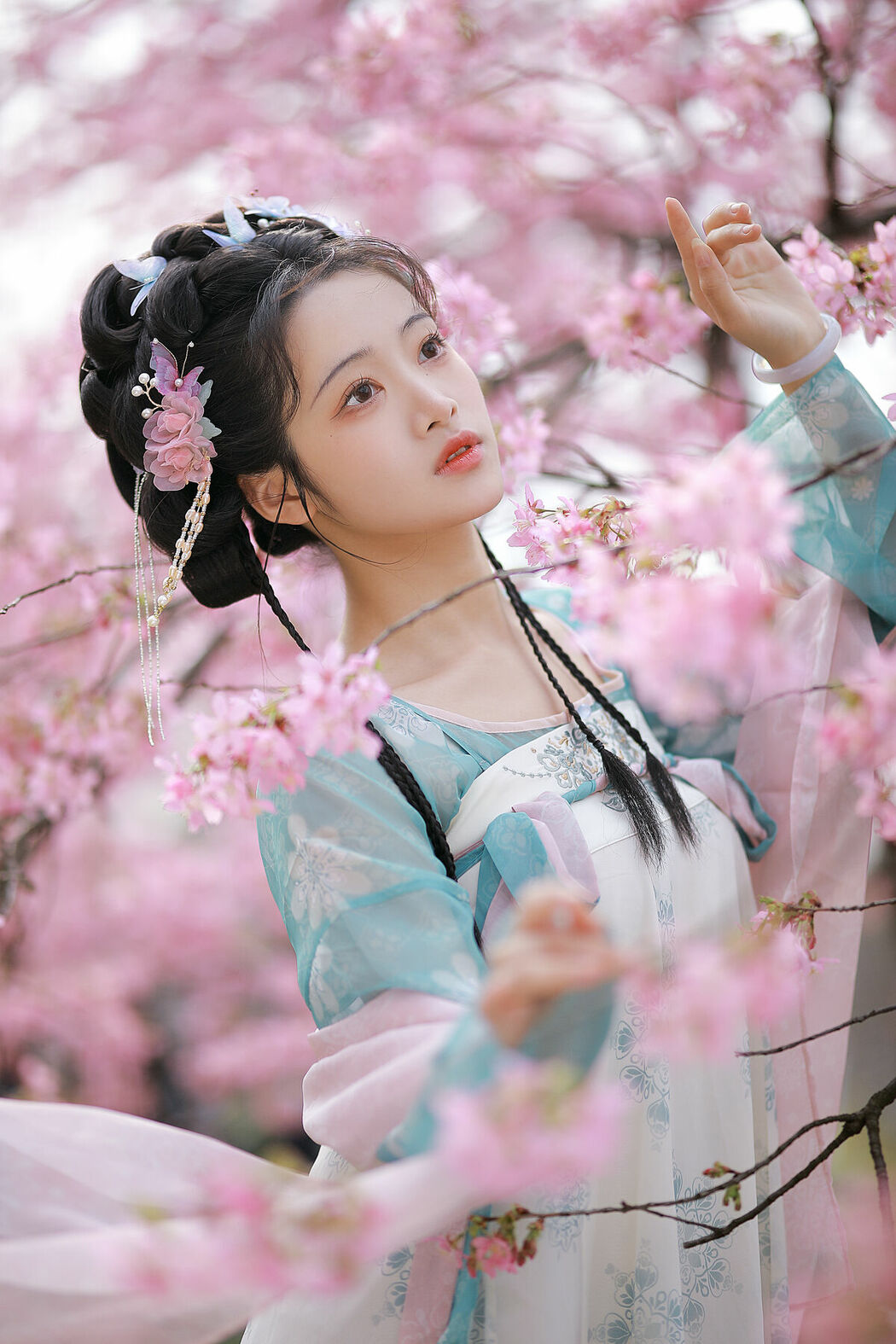 YiTuYu艺图语 Vol.8684 Mian Mian Si Yuan Dao (16P)