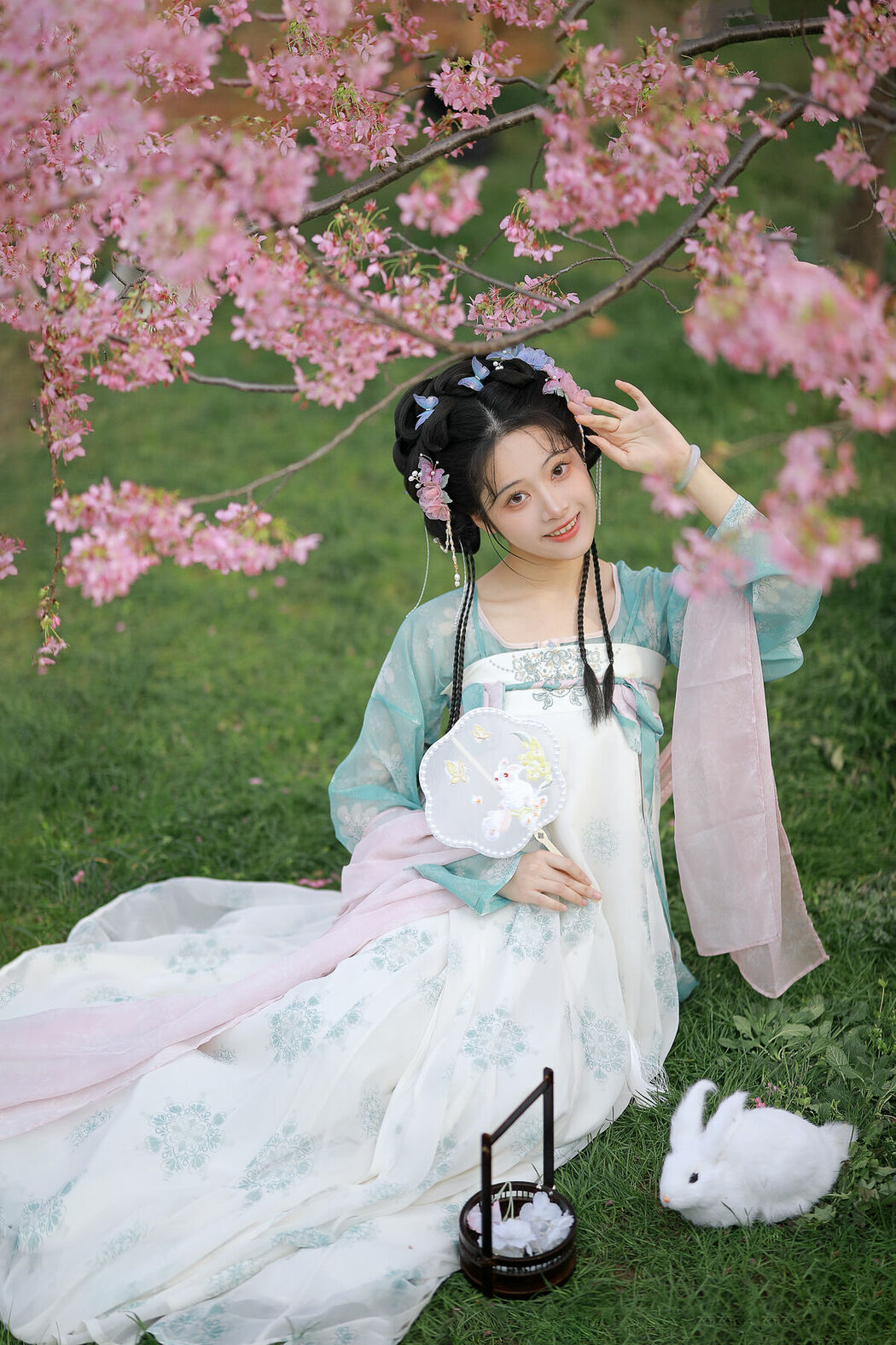 YiTuYu艺图语 Vol.8684 Mian Mian Si Yuan Dao (16P)