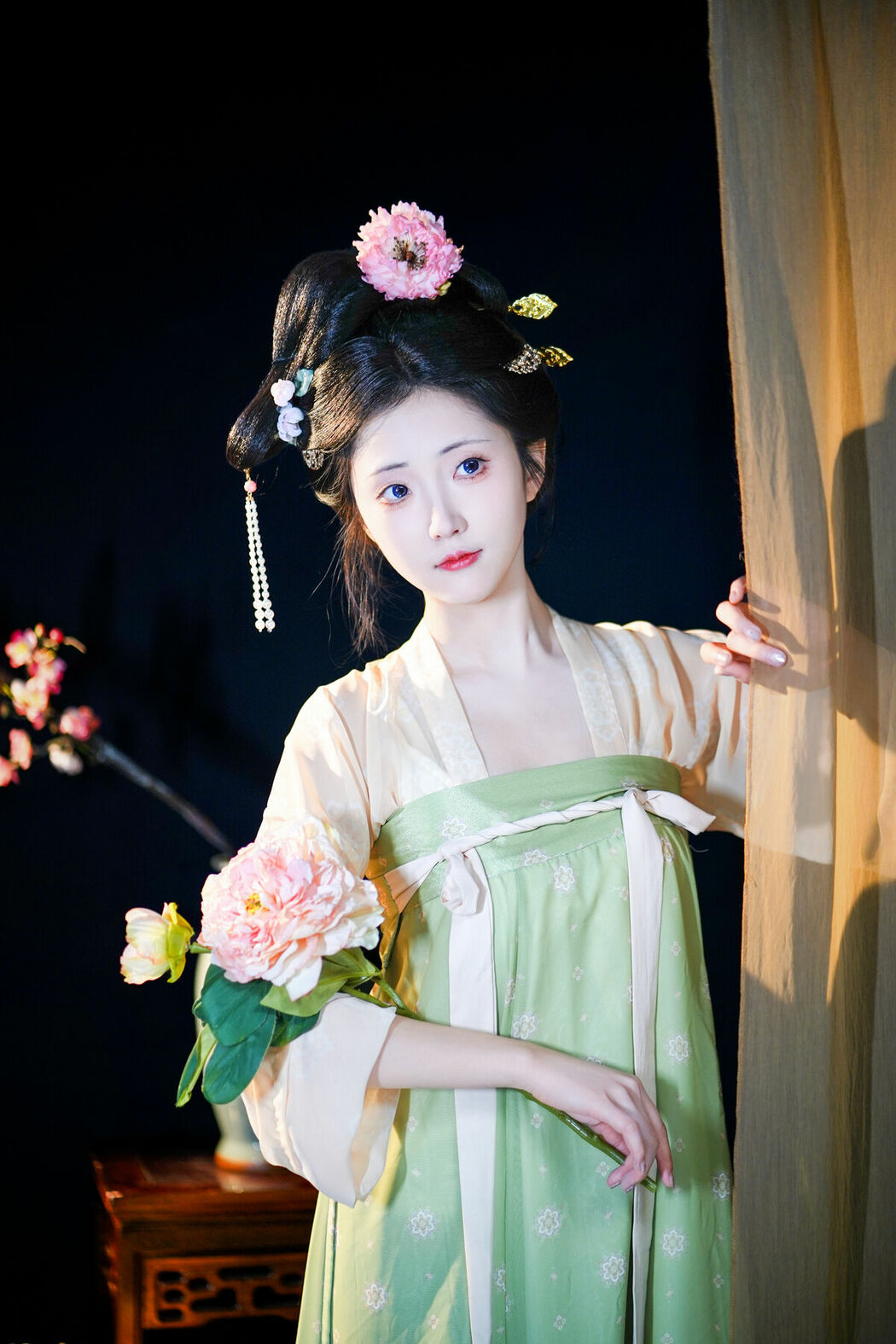 YiTuYu艺图语 Vol.8680 Tu Ya W (21P)