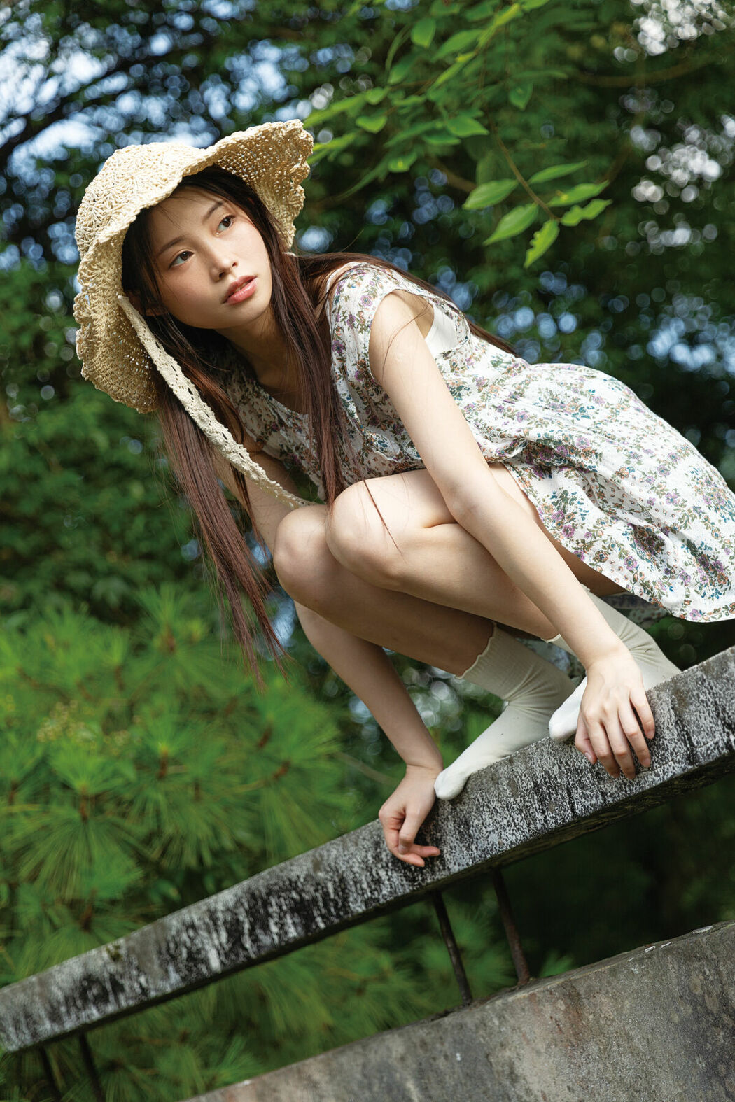 YiTuYu艺图语 Vol.8682 Kun Kun Bu Kun Le (38P)