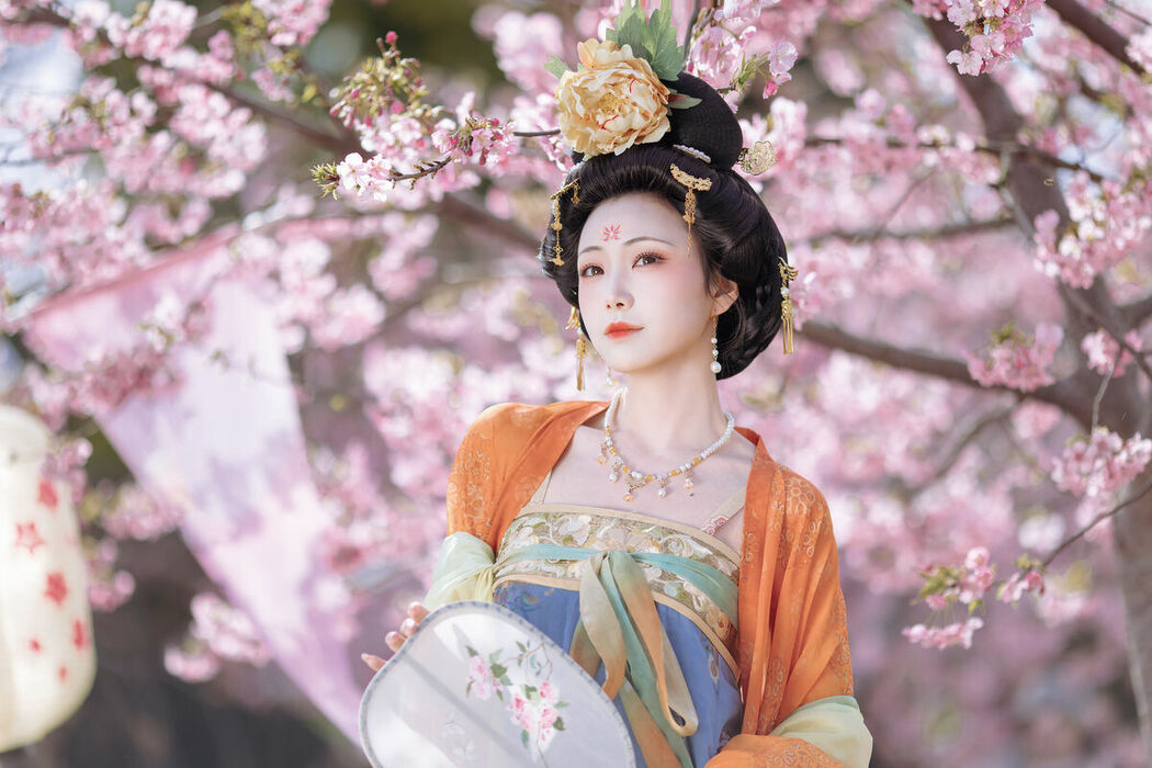 YiTuYu艺图语 Vol.8674 Qian Yue (22P)