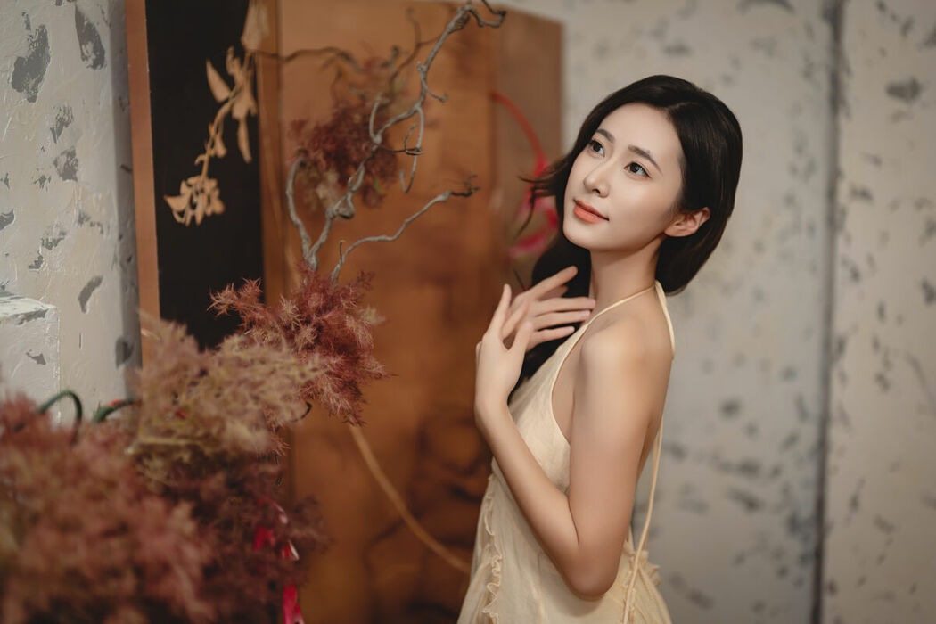 YiTuYu艺图语 Vol.8676 Fu Po (45P)