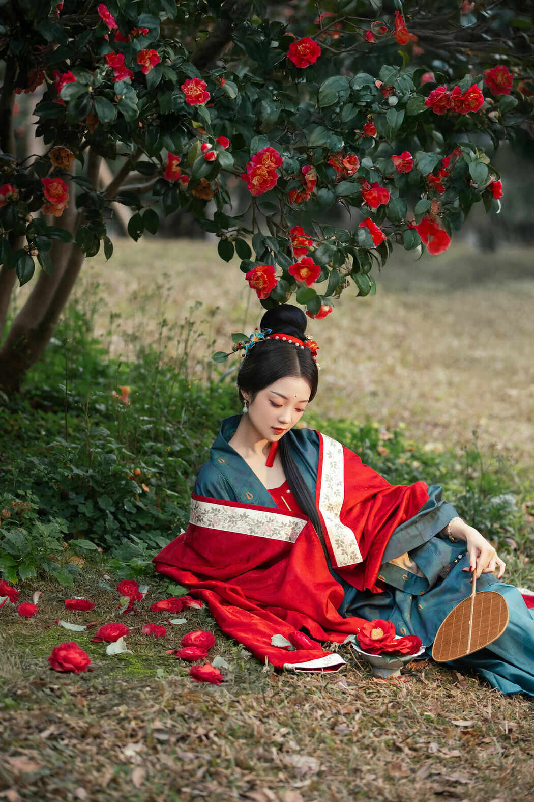 YiTuYu艺图语 Vol.8689 Qi Ni Si Mao (41P)