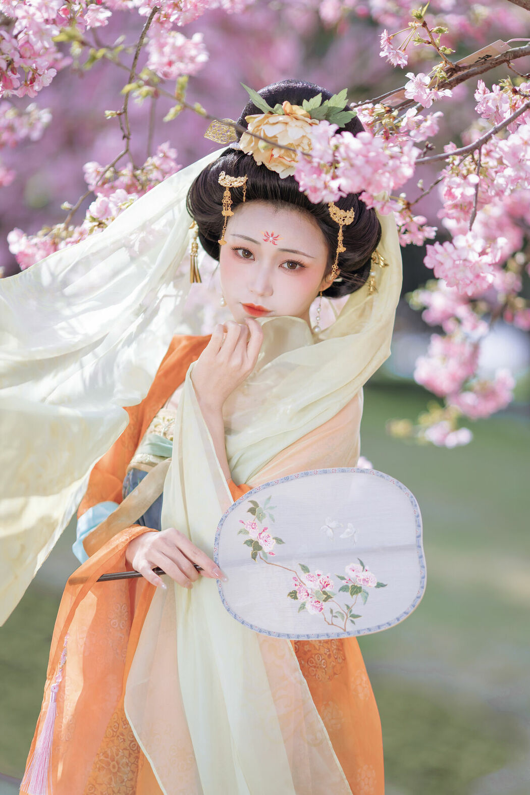 YiTuYu艺图语 Vol.8674 Qian Yue (22P)