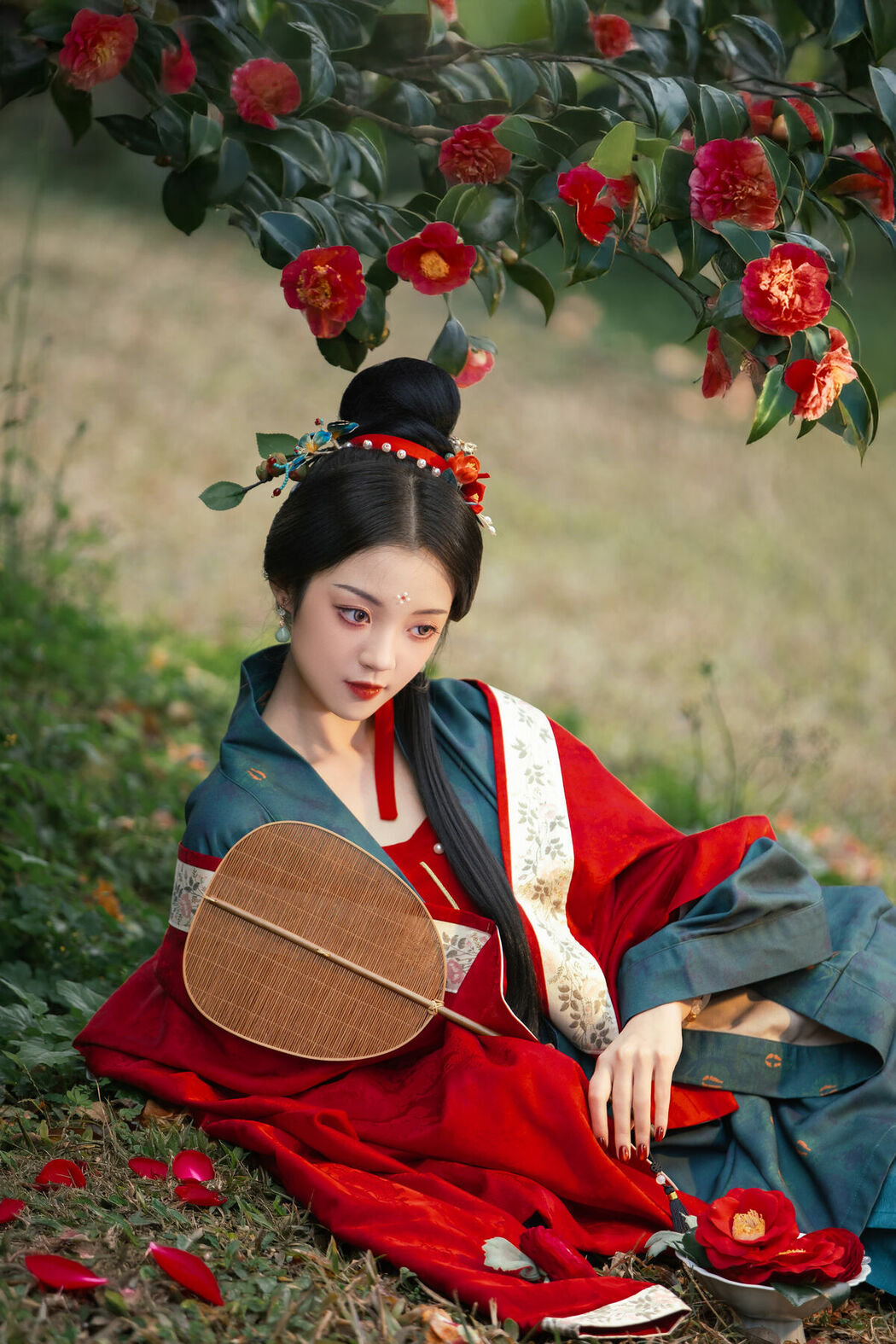 YiTuYu艺图语 Vol.8689 Qi Ni Si Mao (41P)