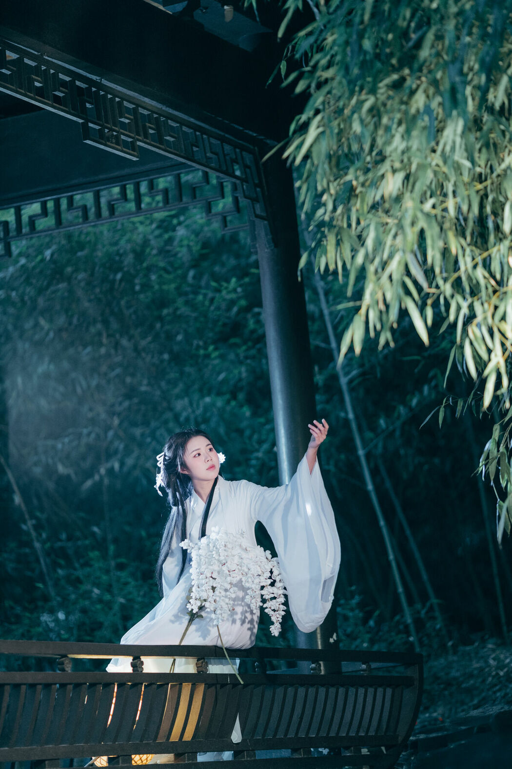 YiTuYu艺图语 Vol.8687 Su Su (24P)