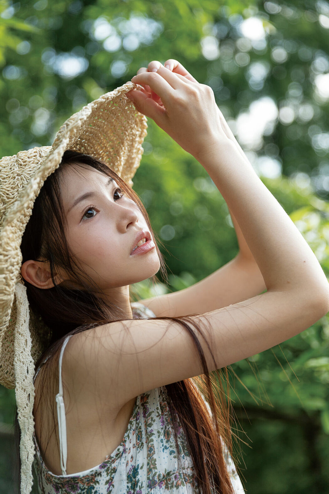 YiTuYu艺图语 Vol.8682 Kun Kun Bu Kun Le (38P)