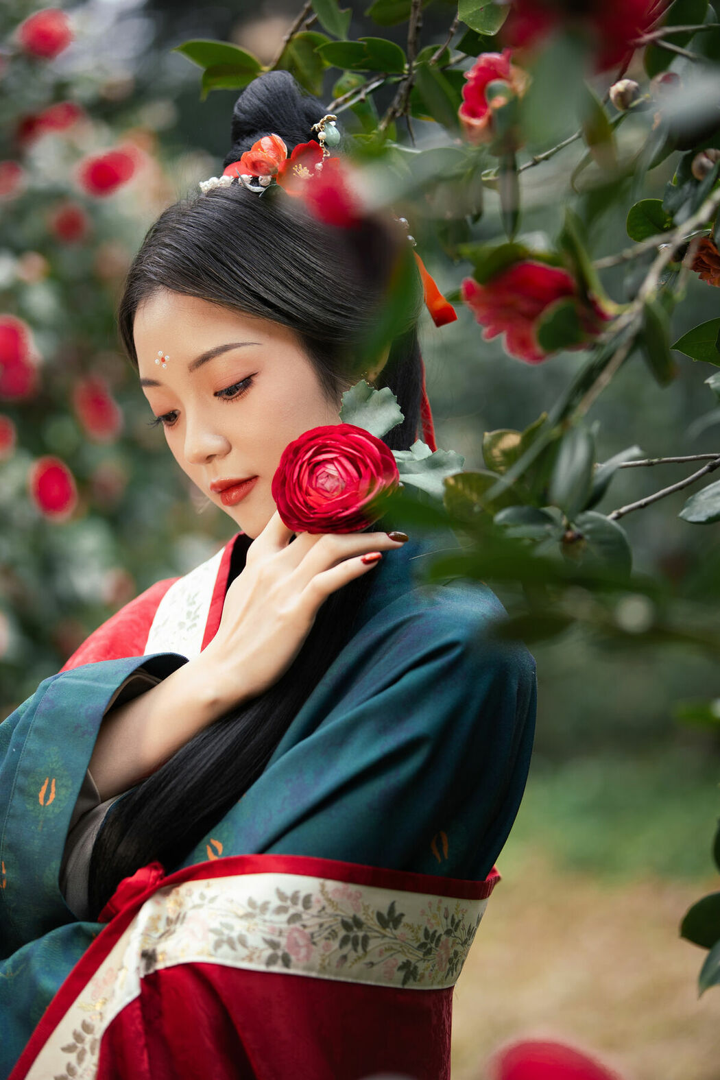 YiTuYu艺图语 Vol.8689 Qi Ni Si Mao (41P)