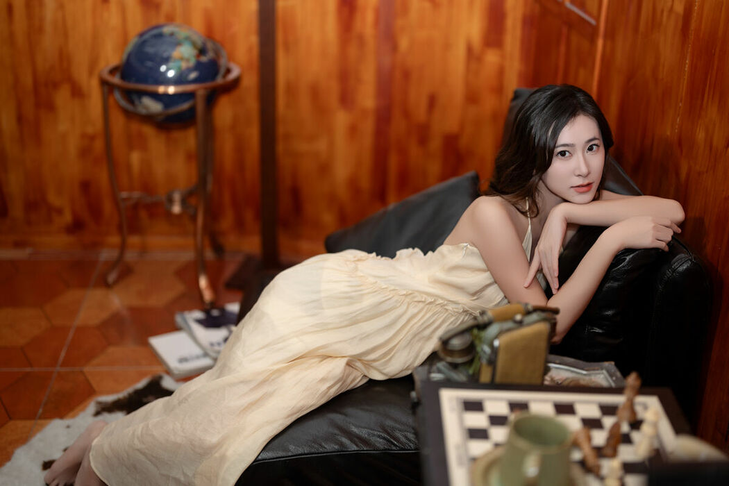 YiTuYu艺图语 Vol.8676 Fu Po (45P)