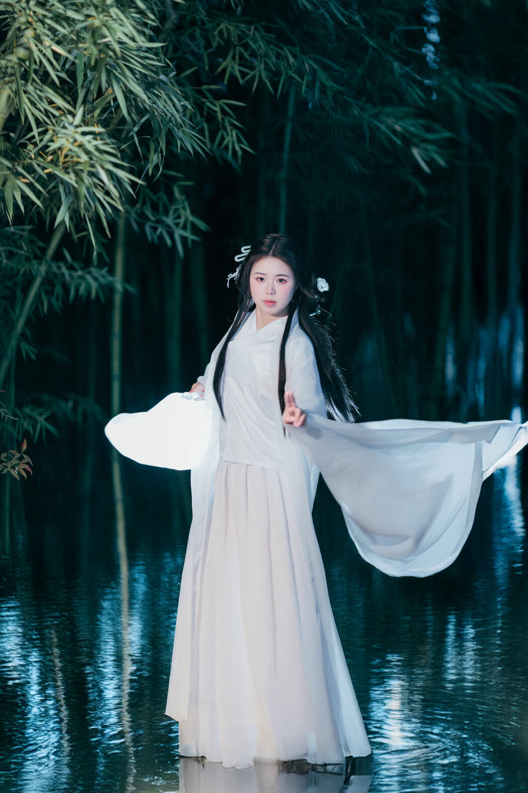 YiTuYu艺图语 Vol.8687 Su Su (24P)