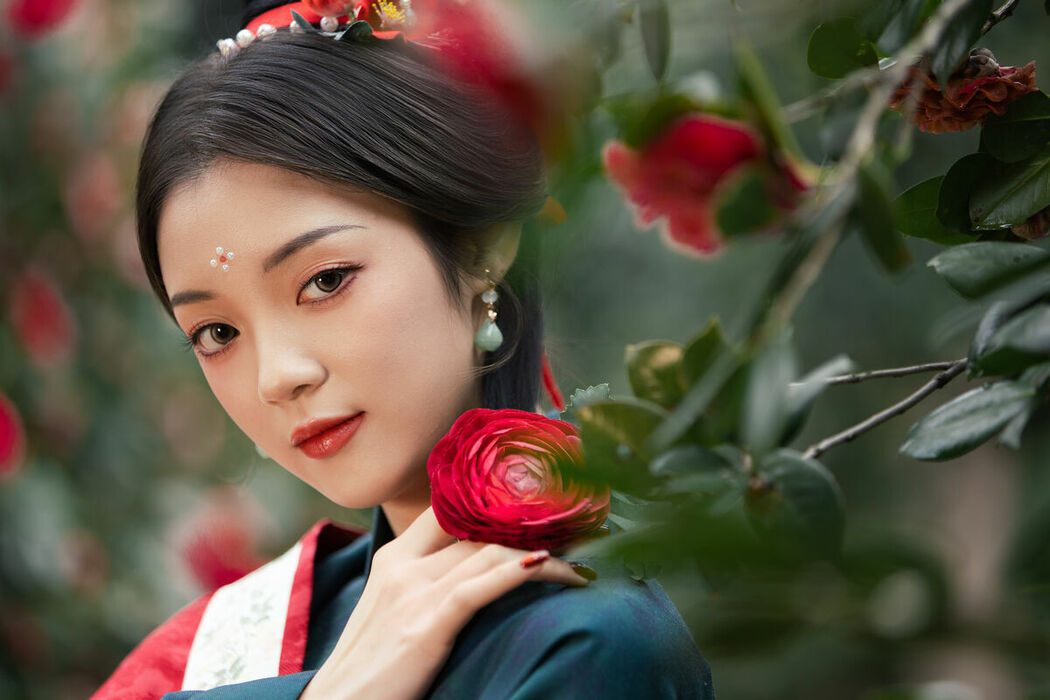 YiTuYu艺图语 Vol.8689 Qi Ni Si Mao (41P)