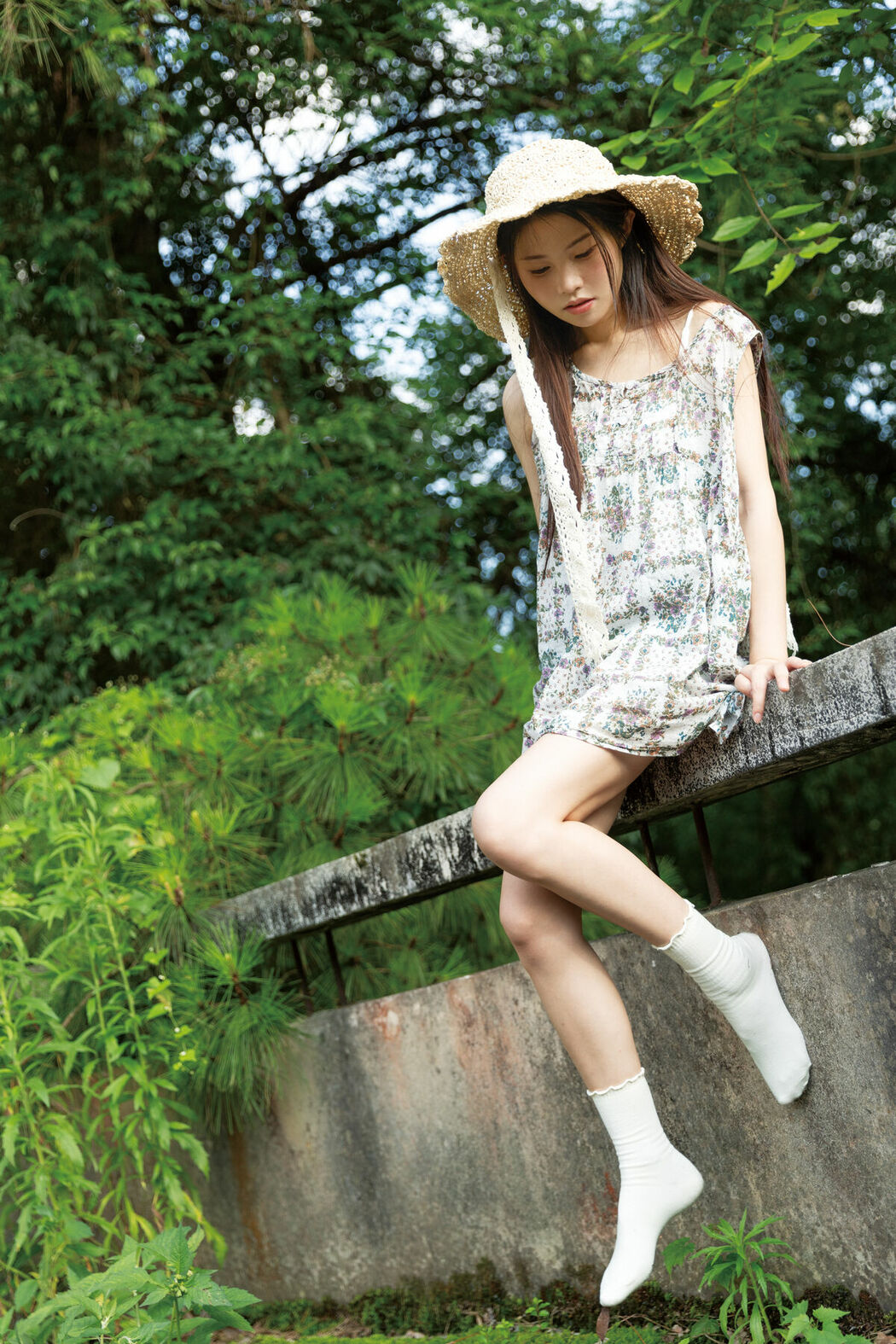 YiTuYu艺图语 Vol.8682 Kun Kun Bu Kun Le (38P)