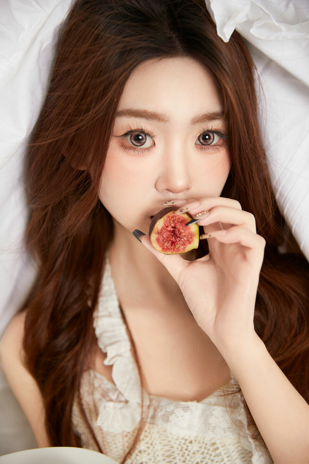 YiTuYu艺图语 Vol.8679 Carlee Shi 77 Ya (22P)