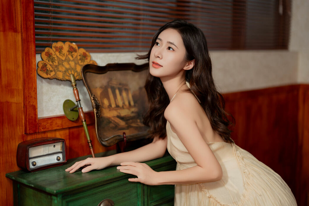 YiTuYu艺图语 Vol.8676 Fu Po (45P)