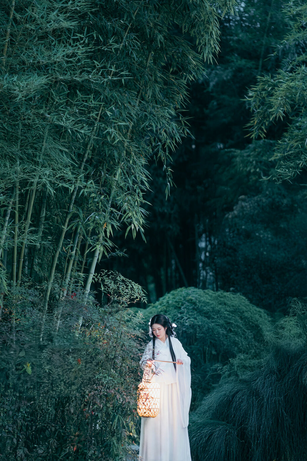 YiTuYu艺图语 Vol.8687 Su Su (24P)