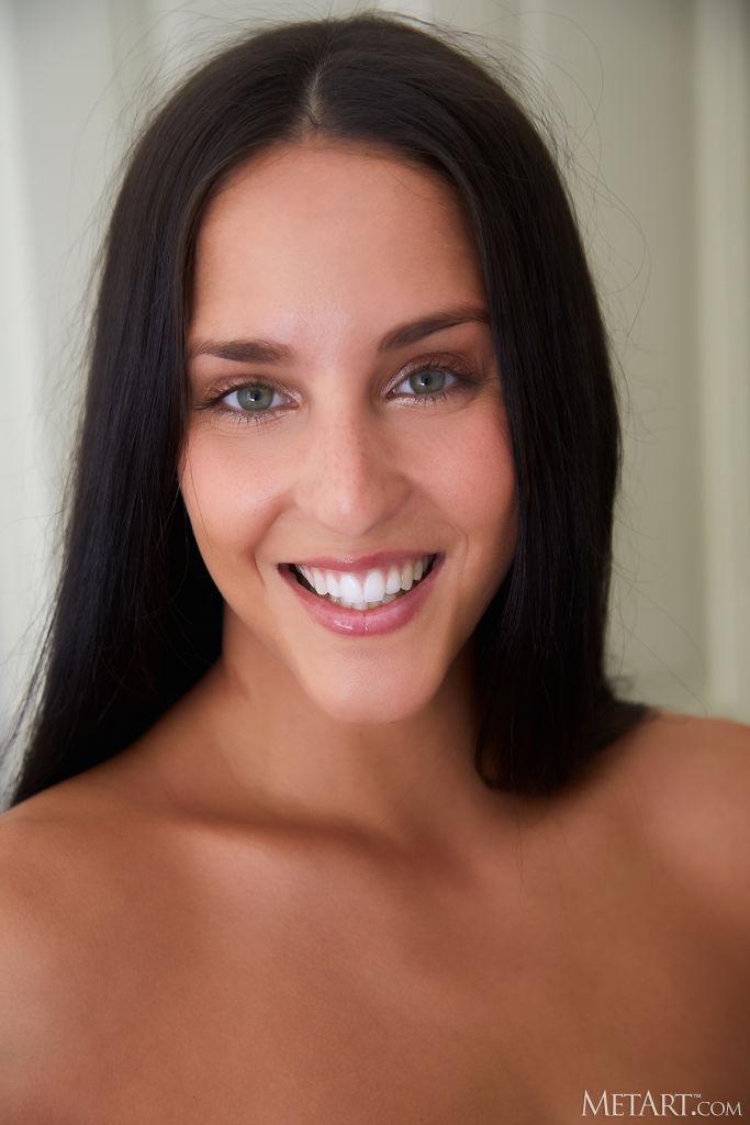 Betzz Supple Beauty Is Soon Perfectly Naked