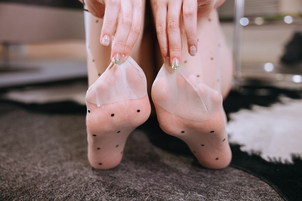 Coser@日奈娇 – 前妻的诱惑 Part03 (61P)