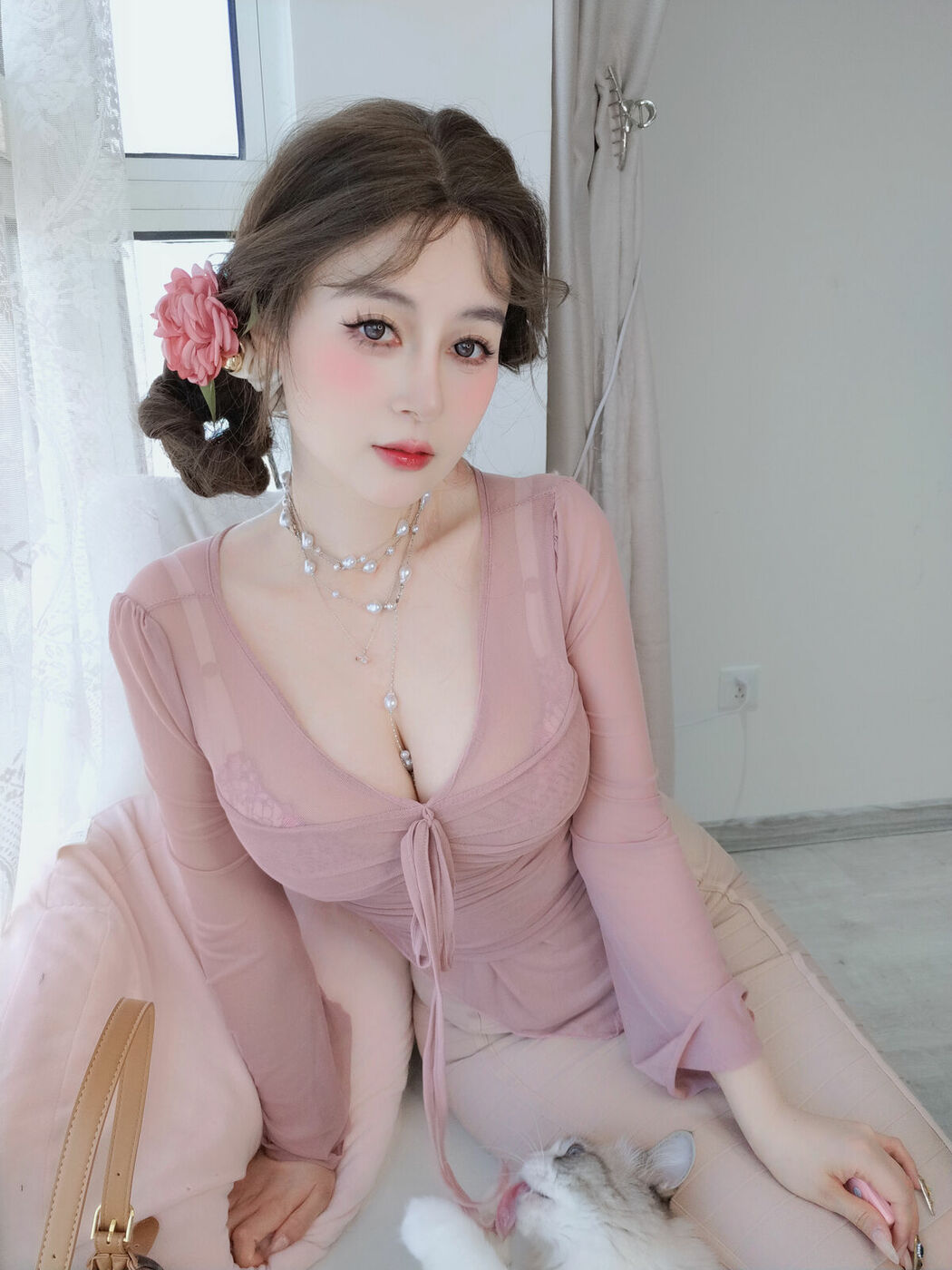 Coser@白银81 – Fantia 2024年11月会员合集16套 Part02 (69P)