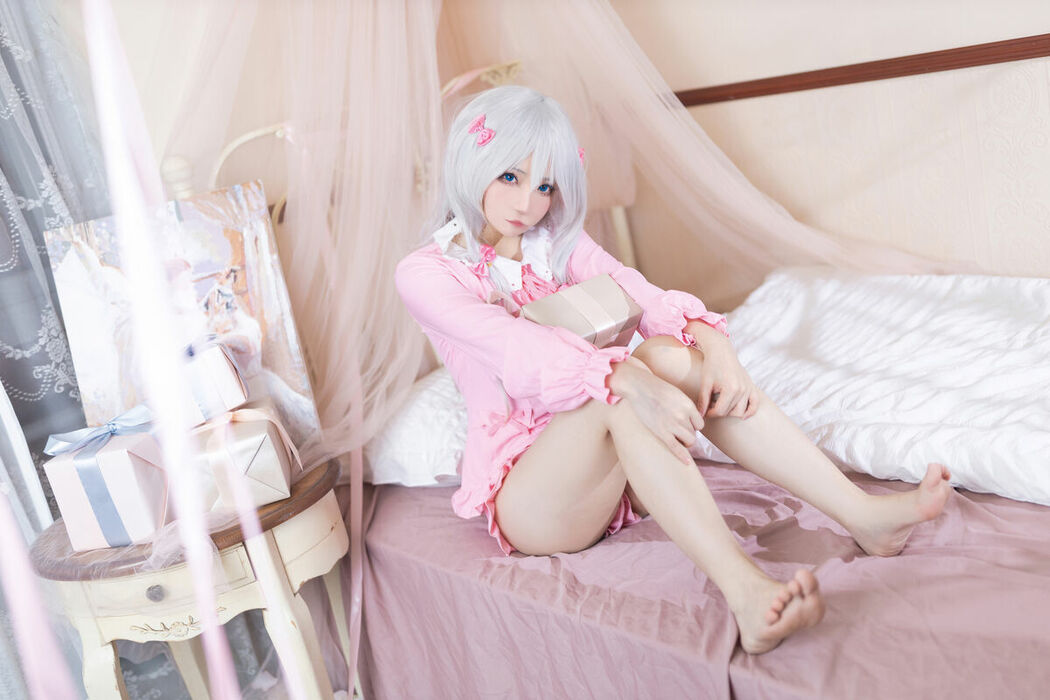 Coser@是三不是世w – 纱雾 埃罗芒睡衣 (28P)