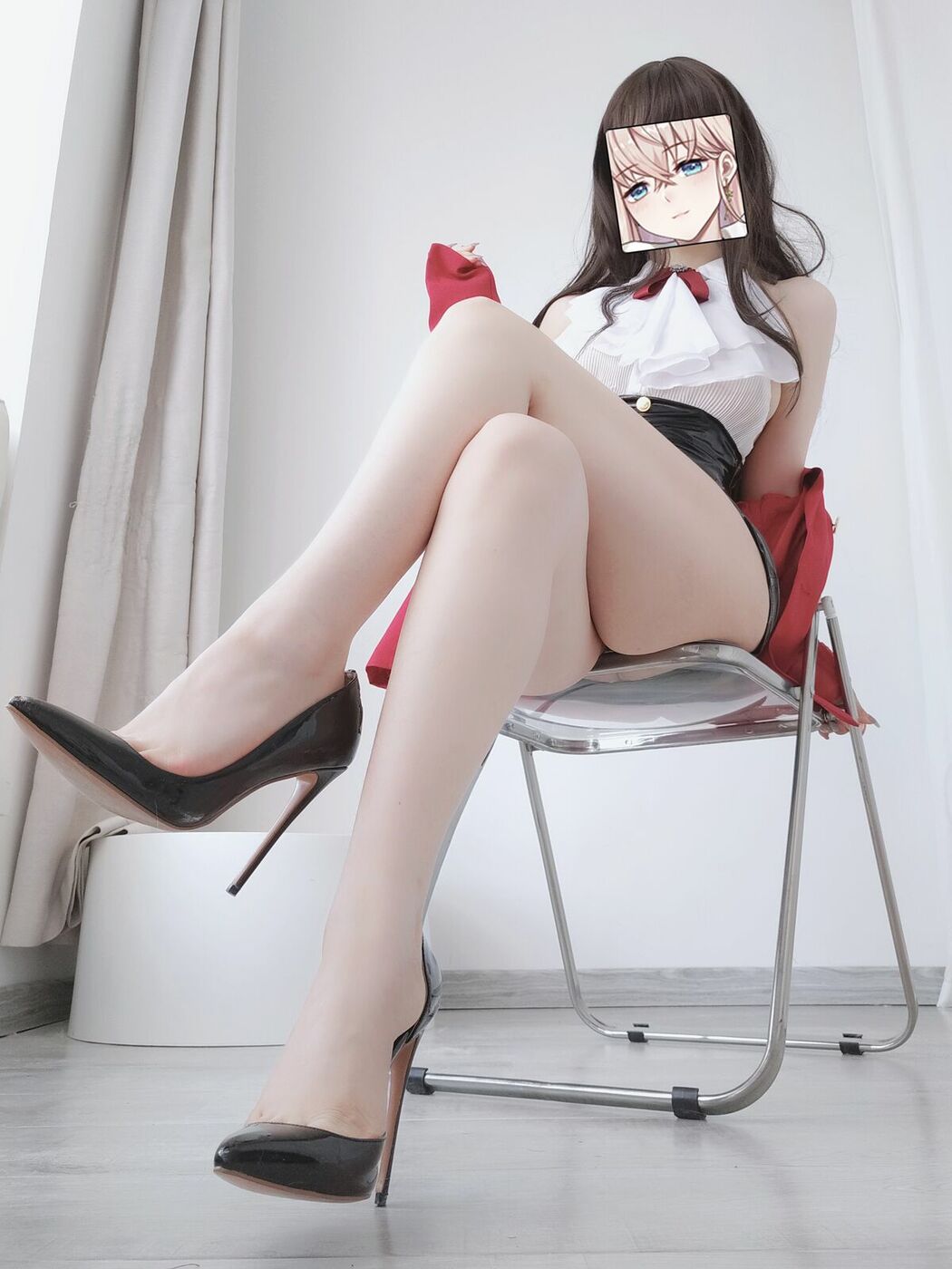 Coser@白银81 – Fantia 2024年11月会员合集16套 Part02 (69P)