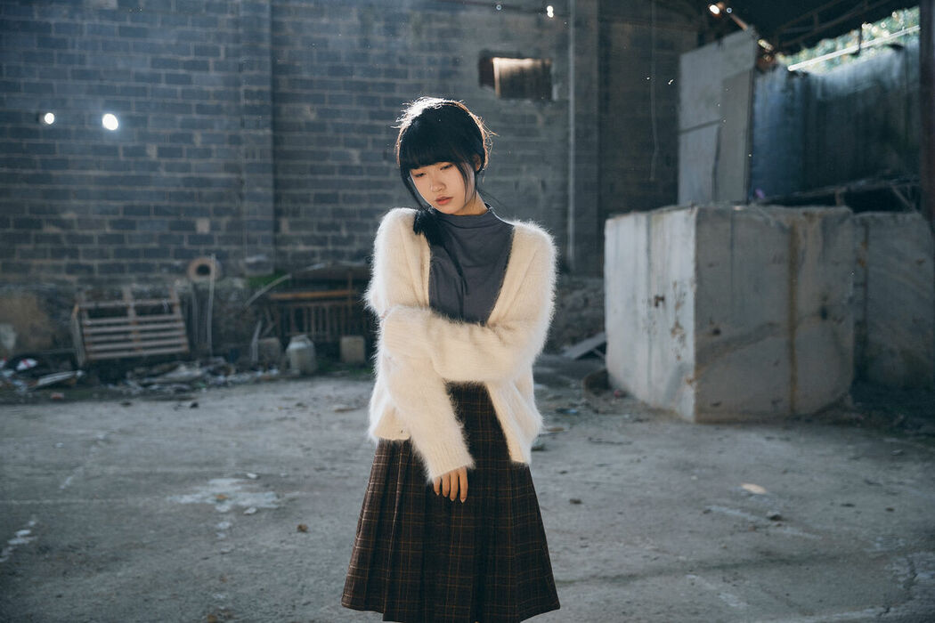 YiTuYu艺图语 Vol.8706 Su Yi Tu Tu Tu (39P)