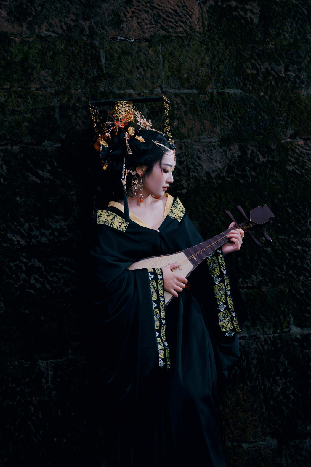 YiTuYu艺图语 Vol.8704 Xiao Hong (44P)