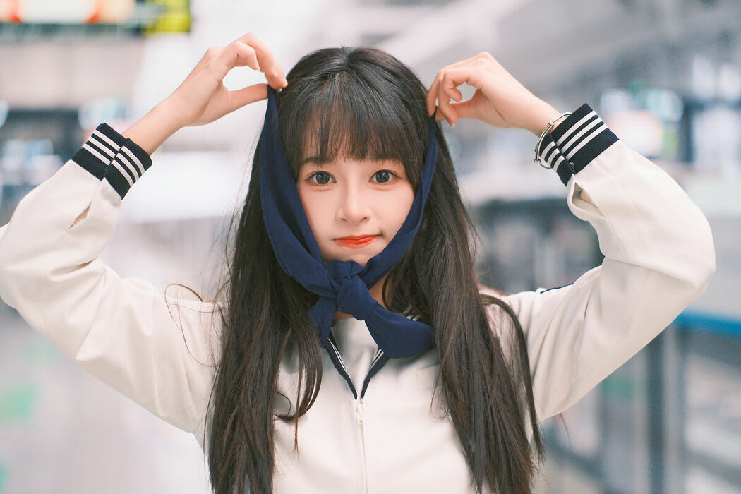 YiTuYu艺图语 Vol.8712 Xia Yu Xiao Nian (28P)