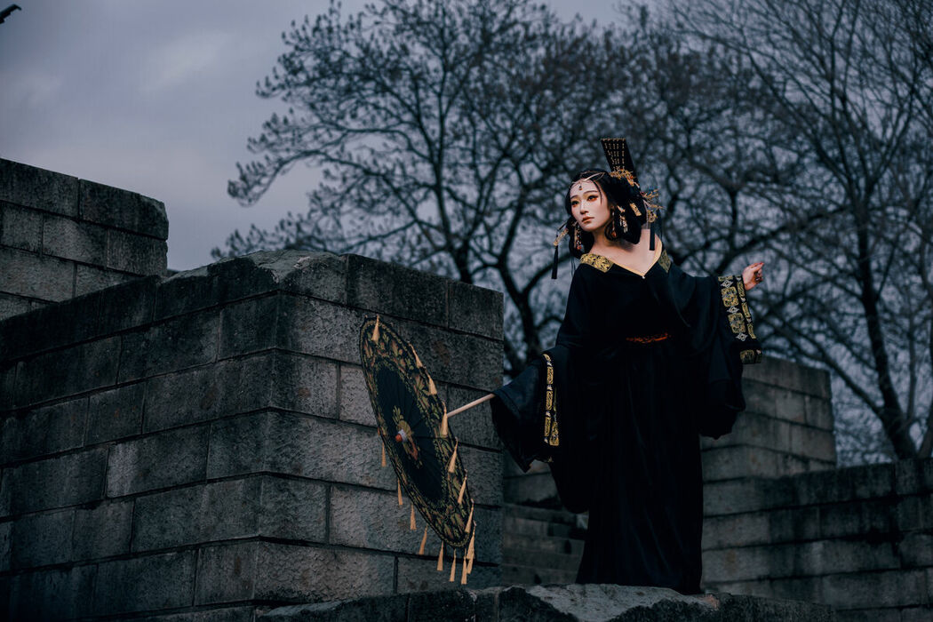 YiTuYu艺图语 Vol.8704 Xiao Hong (44P)