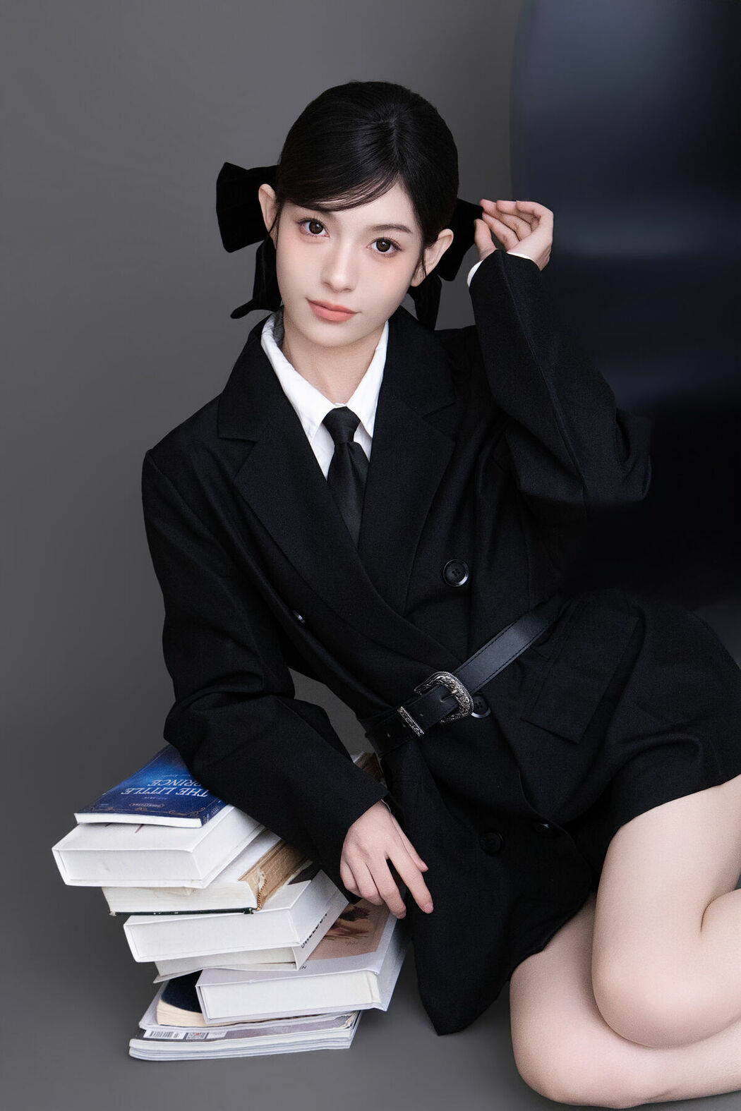 YiTuYu艺图语 Vol.8708 Bai Le Hai Xiang Bai (24P)