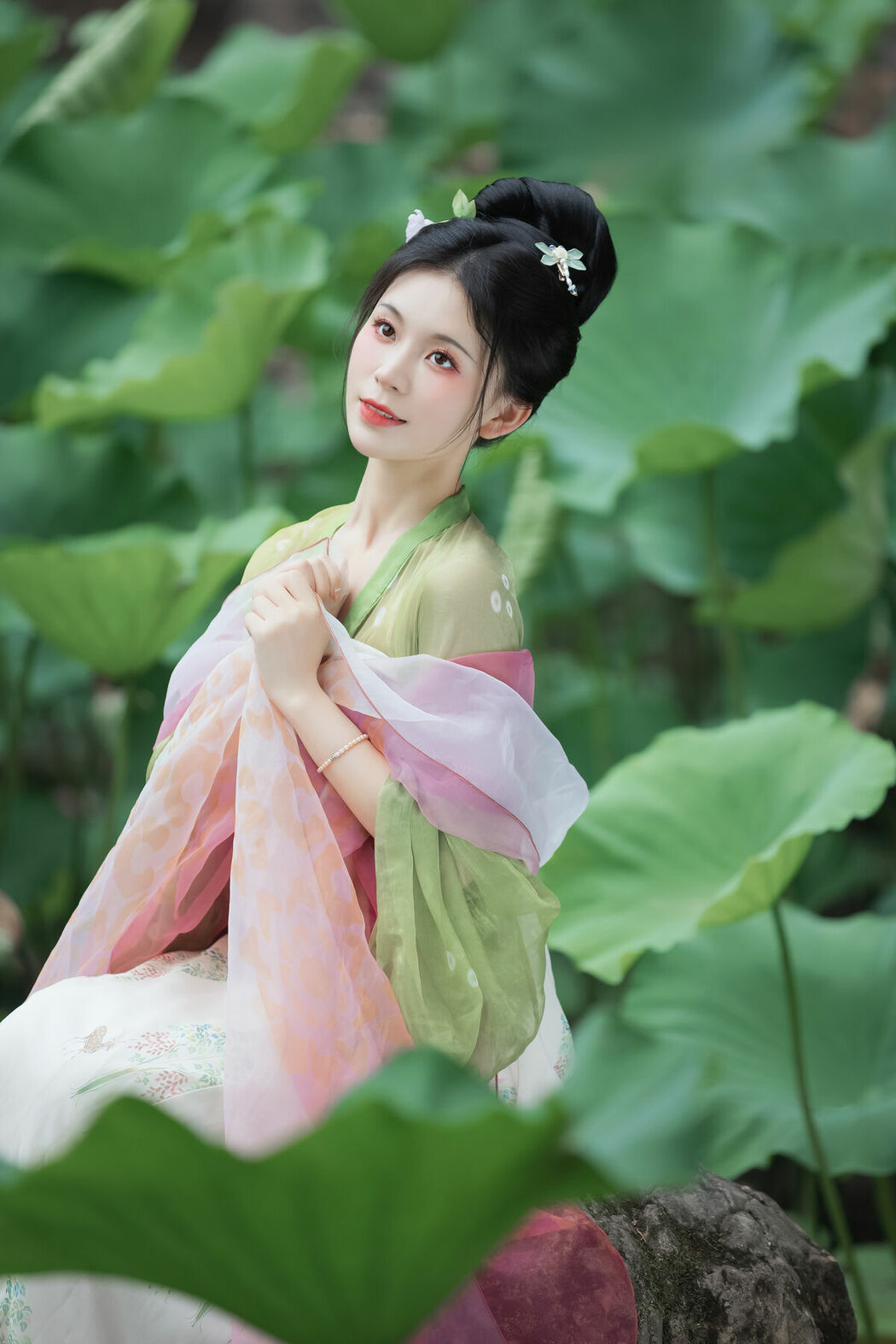 YiTuYu艺图语 Vol.8702 Xu Jin Huan (15P)