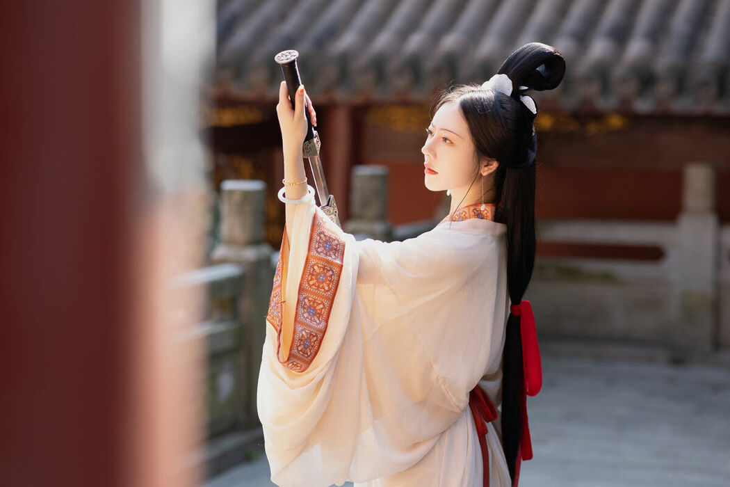 YiTuYu艺图语 Vol.8693 Yan Ru Yu (26P)